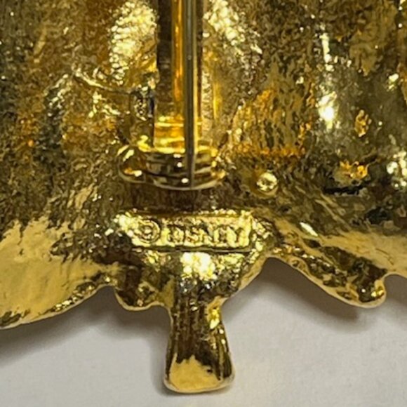 VTG Walt Disney 3D Christmas Tree Gold Tone Mickey Mouse Pin Brooch 1.5"x2.5" - Picture 10 of 13